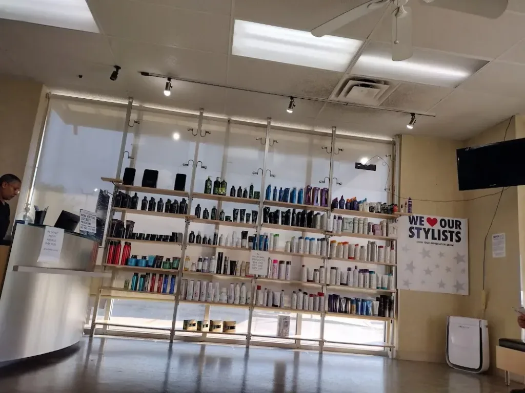 SUPERCUTS — Hair salon in Harahan